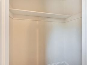 6927 Sunkist Dr, Oakland CA 94605