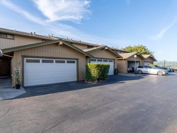 20111 W RIDGE Ct