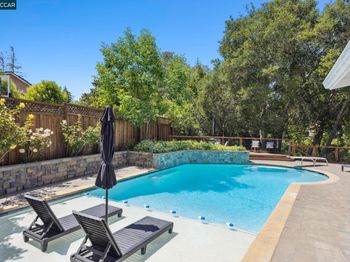 36 Playa Ct