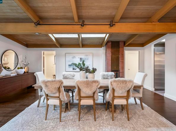 8 Oak Arbor Rd, Orinda CA 94563