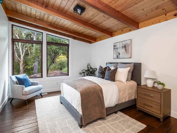 8 Oak Arbor Rd, Orinda CA 94563