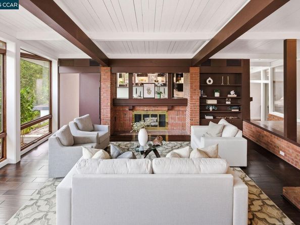 8 Oak Arbor Rd, Orinda CA 94563