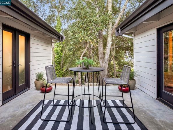 8 Oak Arbor Rd, Orinda CA 94563