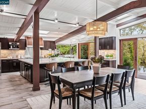 8 Oak Arbor Rd, Orinda CA 94563