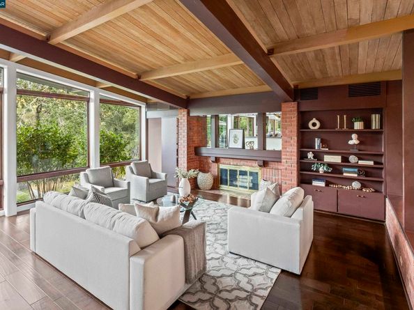 8 Oak Arbor Rd, Orinda CA 94563