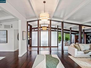 8 Oak Arbor Rd, Orinda CA 94563