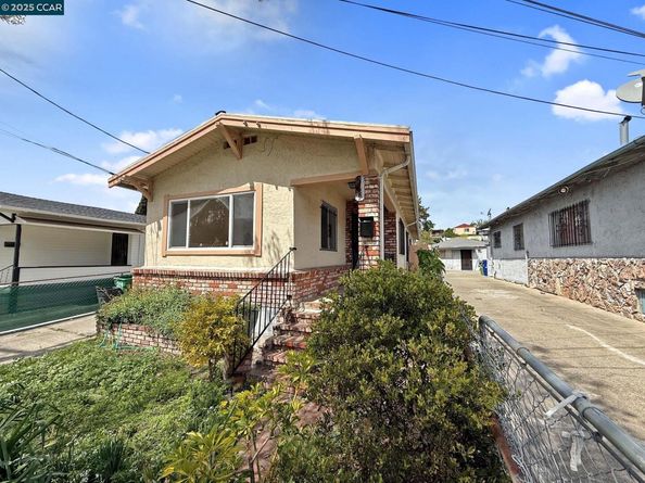 2129 Harrington Ave, Oakland CA 94601
