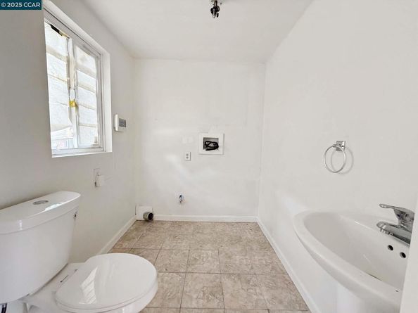 2129 Harrington Ave, Oakland CA 94601