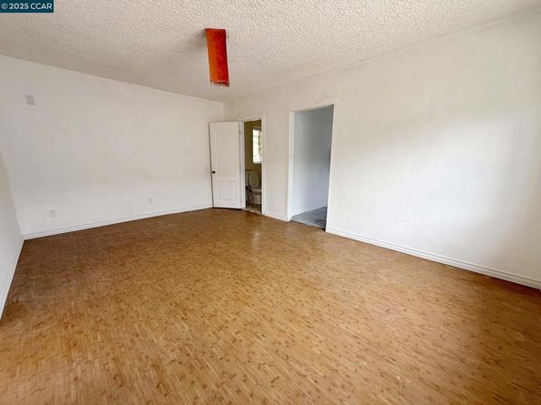 2129 Harrington Ave, Oakland CA 94601