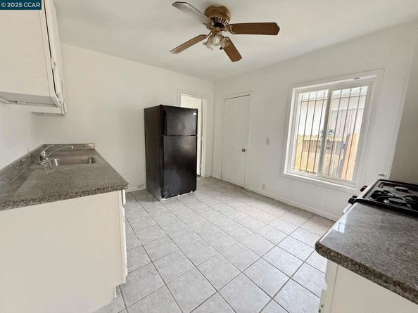 2129 Harrington Ave, Oakland CA 94601