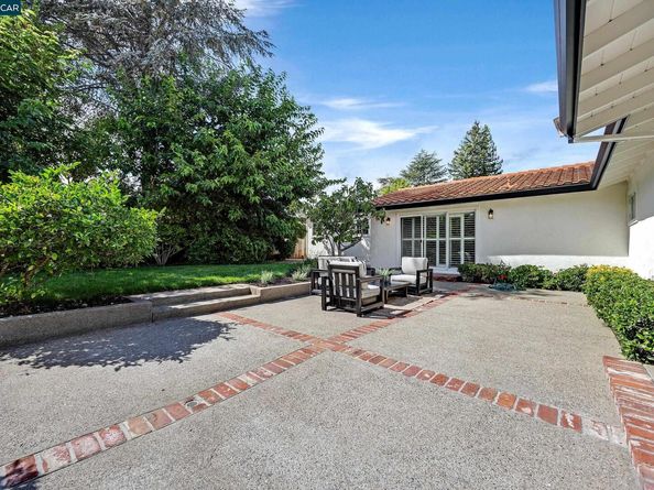 415 Blackstone Ct, Walnut Creek CA 94598