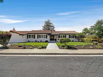 415 Blackstone Ct