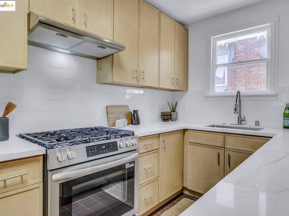 1236 Hopkins Street, Berkeley CA 94702