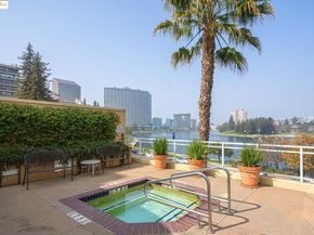 1 Lakeside Dr 1010, Oakland CA 94612