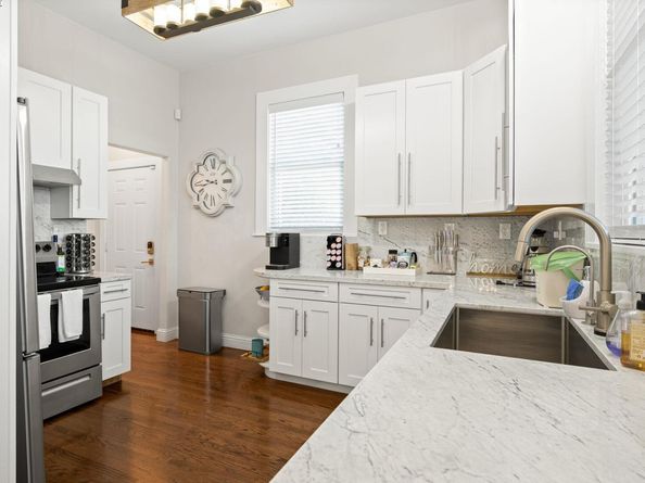 2207 E 21St St, Oakland CA 94606
