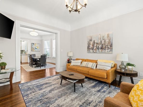 2207 E 21St St, Oakland CA 94606
