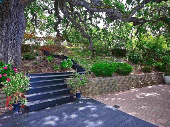 1239 Sunrise Ridge Dr, Lafayette CA 94549