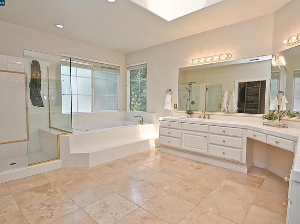 1239 Sunrise Ridge Dr, Lafayette CA 94549