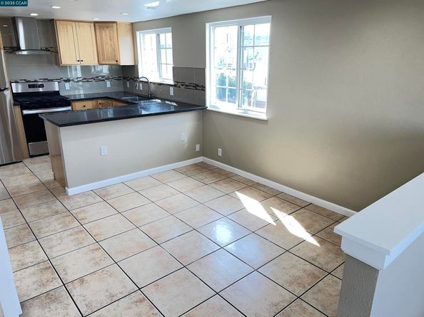 632 9Th St, Richmond CA 94801