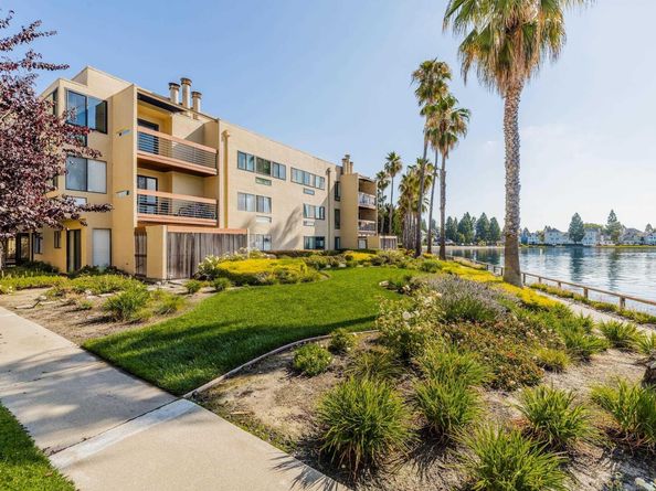 918 Beach Park Blvd 53, Foster City CA 94404
