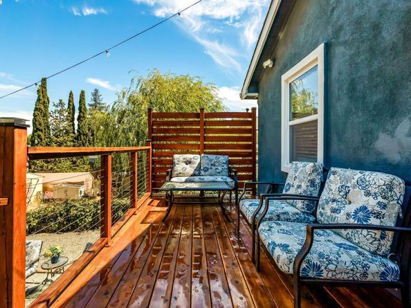 2141 Pomona, Martinez CA 94553