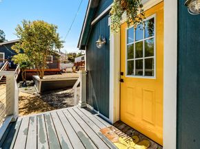 2141 Pomona, Martinez CA 94553