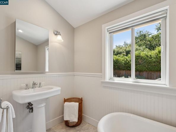3260 Rohrer Drive, Lafayette CA 94549