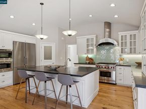 3260 Rohrer Drive, Lafayette CA 94549