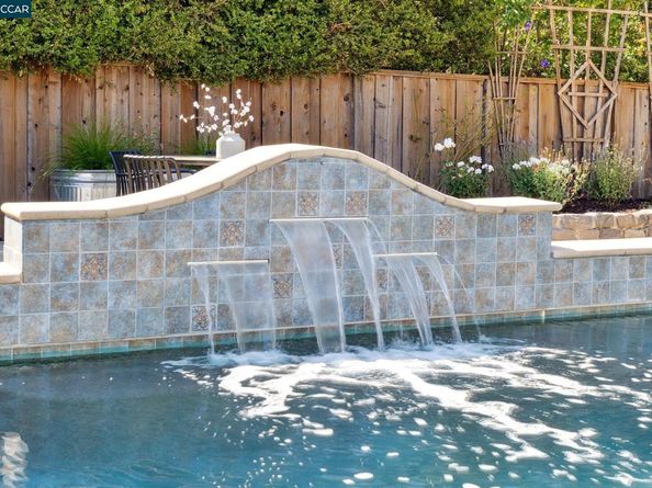3260 Rohrer Drive, Lafayette CA 94549