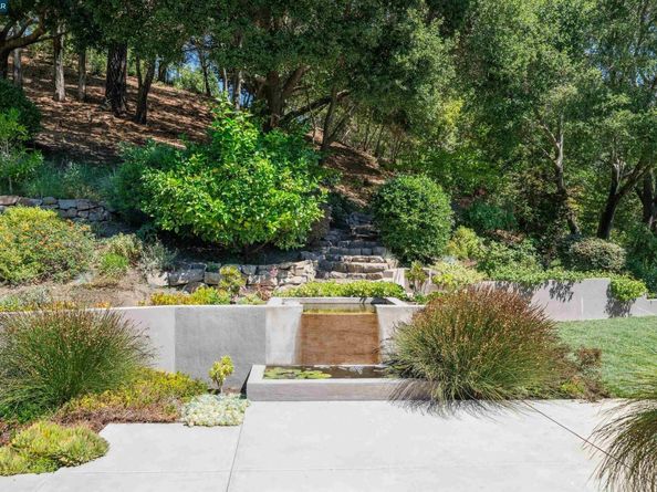 10 Ichabod Lane, Orinda CA 94563