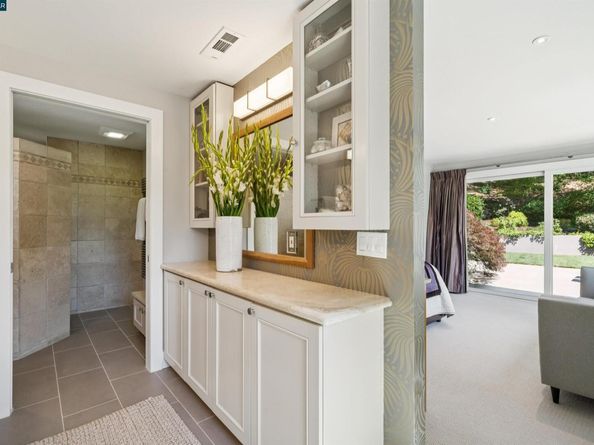 10 Ichabod Lane, Orinda CA 94563