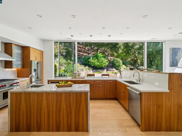 10 Ichabod Lane, Orinda CA 94563