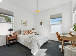 986 43rd Street, Oakland CA 94608