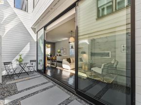 986 43rd Street, Oakland CA 94608