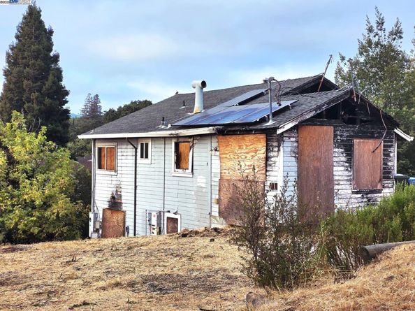 2315 Wayne St, Martinez CA 94553