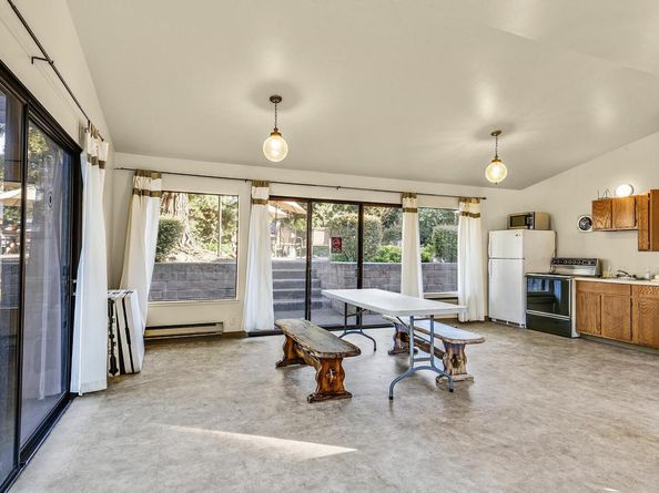 3285 Monika Ln, Hayward CA 94541