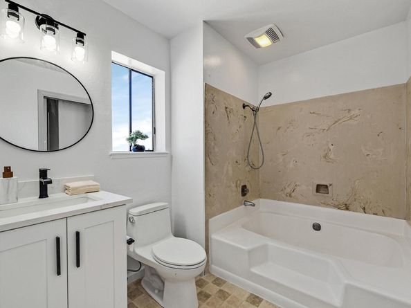 3285 Monika Ln, Hayward CA 94541