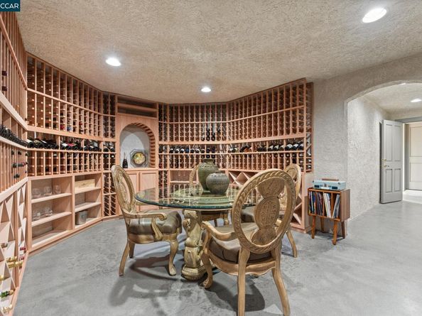 4860 Venner Rd, Martinez CA 94553