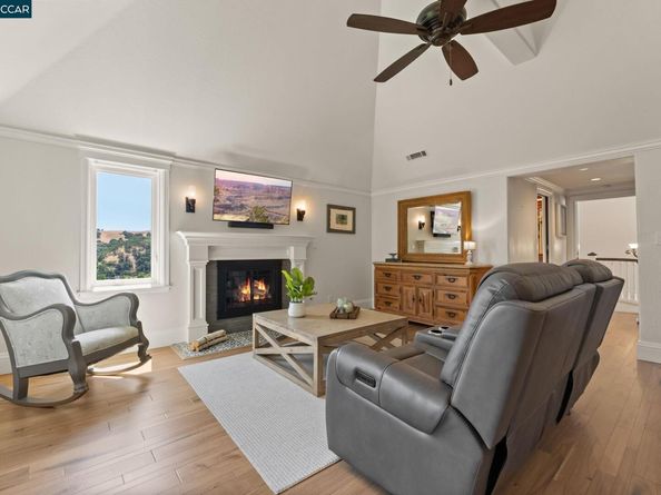 4860 Venner Rd, Martinez CA 94553