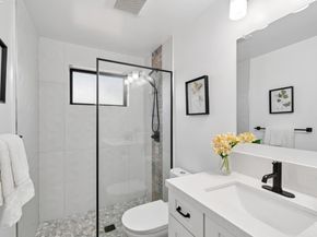 9340 Thermal St, Oakland CA 94605