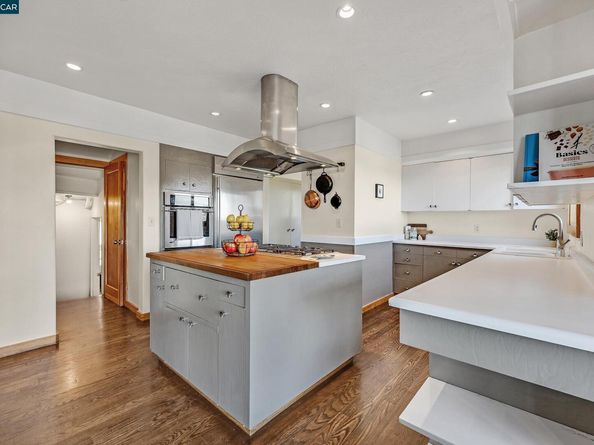 1301 Thomas Dr, Martinez CA 94553