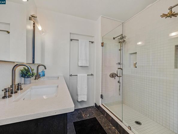 1301 Thomas Dr, Martinez CA 94553