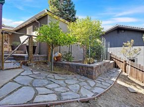 1301 Thomas Dr, Martinez CA 94553
