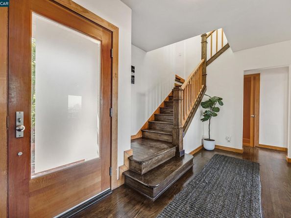 1301 Thomas Dr, Martinez CA 94553