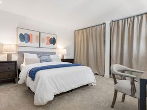 3877 Howe St 206, Oakland CA 94611