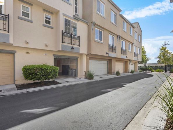 8892 Bellina Commons, Dublin CA 94566