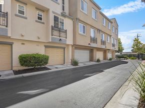 8892 Bellina Commons, Dublin CA 94566
