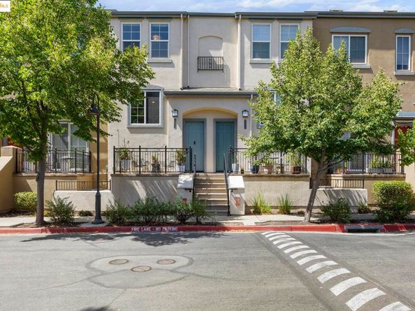 8892 Bellina Commons, Dublin CA 94566