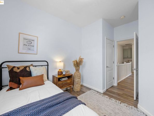 8892 Bellina Commons, Dublin CA 94566