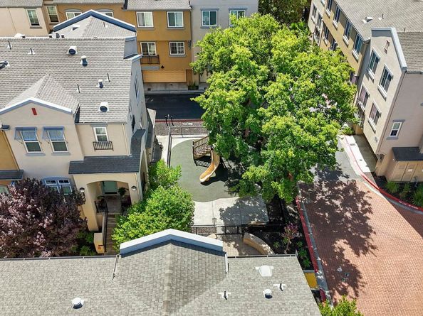 8892 Bellina Commons, Dublin CA 94566
